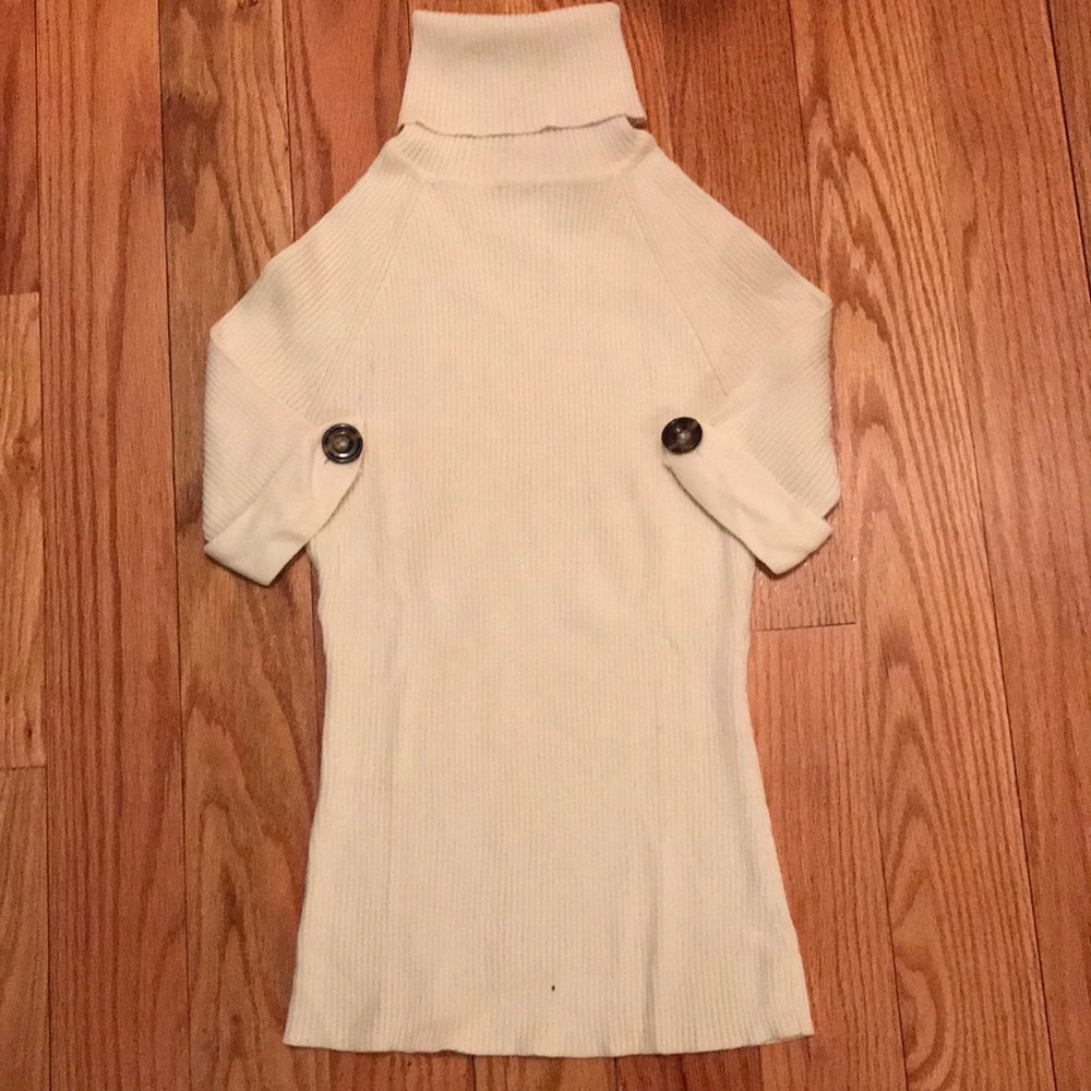 MODA International turtle neck ribbed shirt